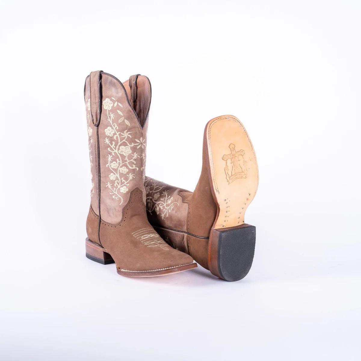 WOMEN’S TURN-IN CRAZY BROWN COWGIRL BOOTS WITH FLORAL EMBROIDERY TOP